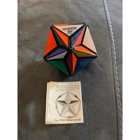 Vintage 1982 Alexander's Star Rubik's Cube Puzzle Toy - Picture 1 of 2